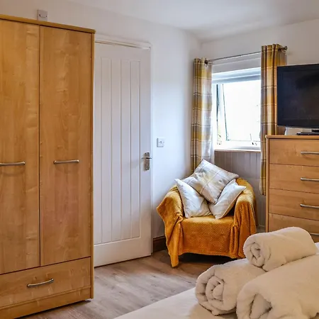 Mount Farm - The Stable Tatil Evi